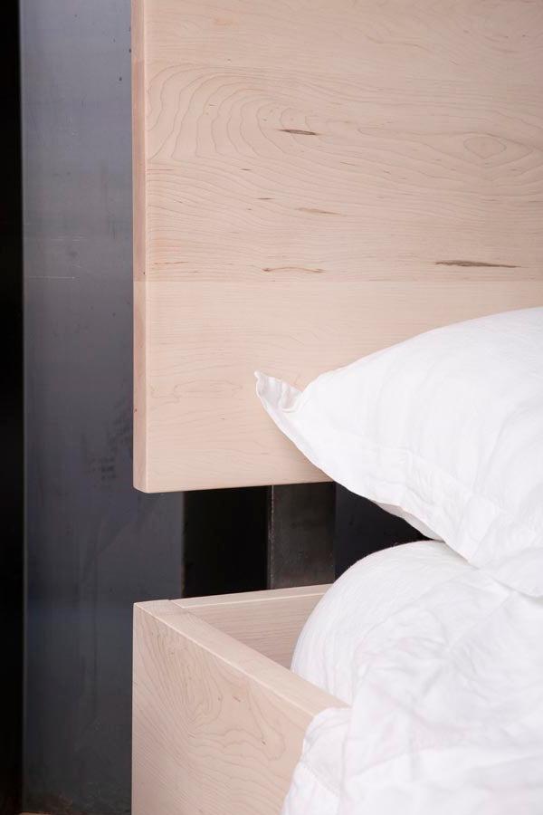 light wood platform bed - detail